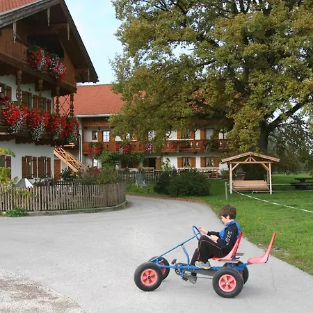 Braun Hof Lägenhet *
